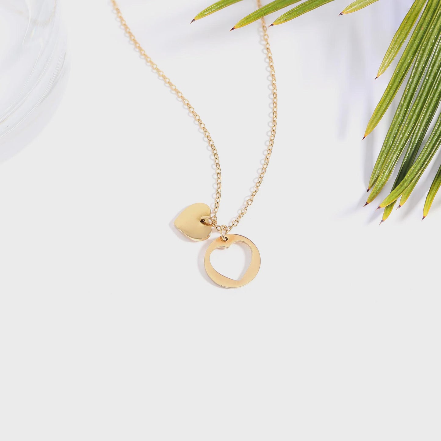 Heart Cutout Necklace Gold