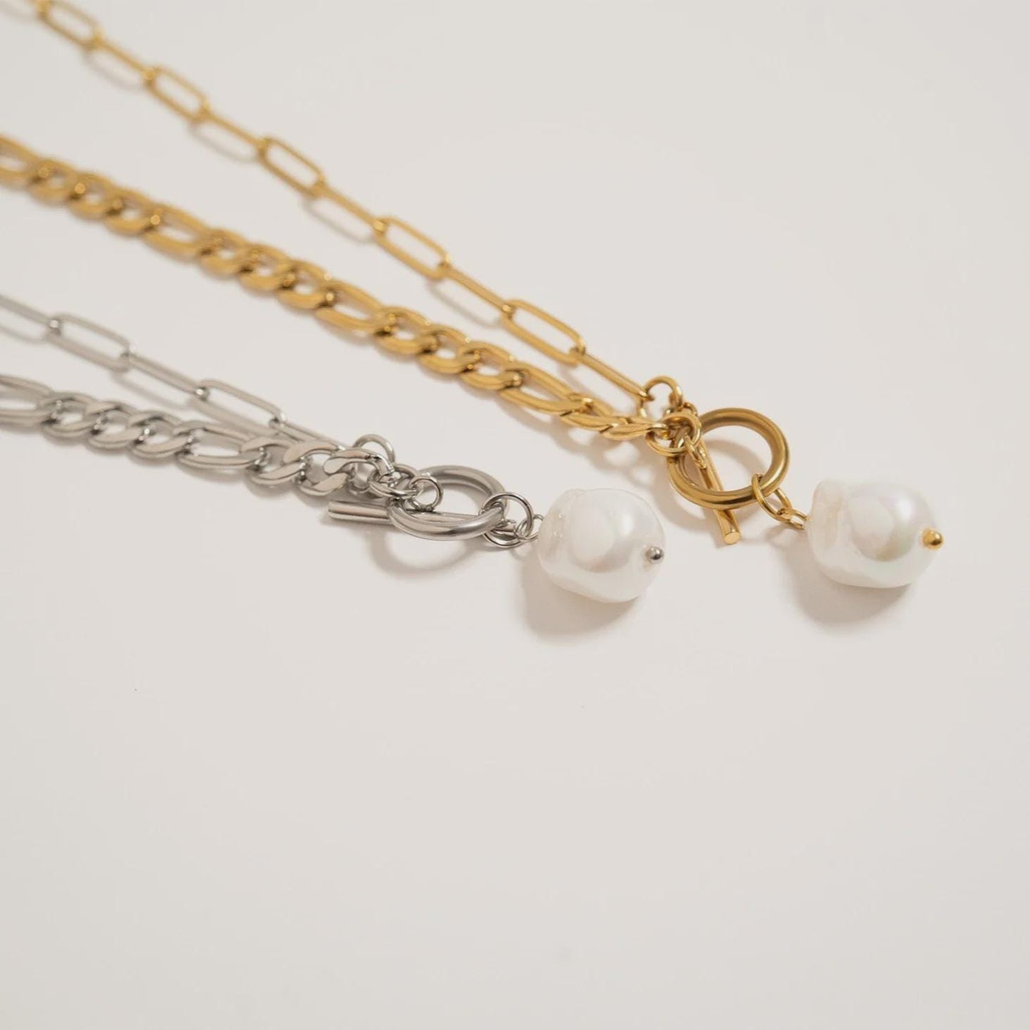 Carabiner Pearl Necklace