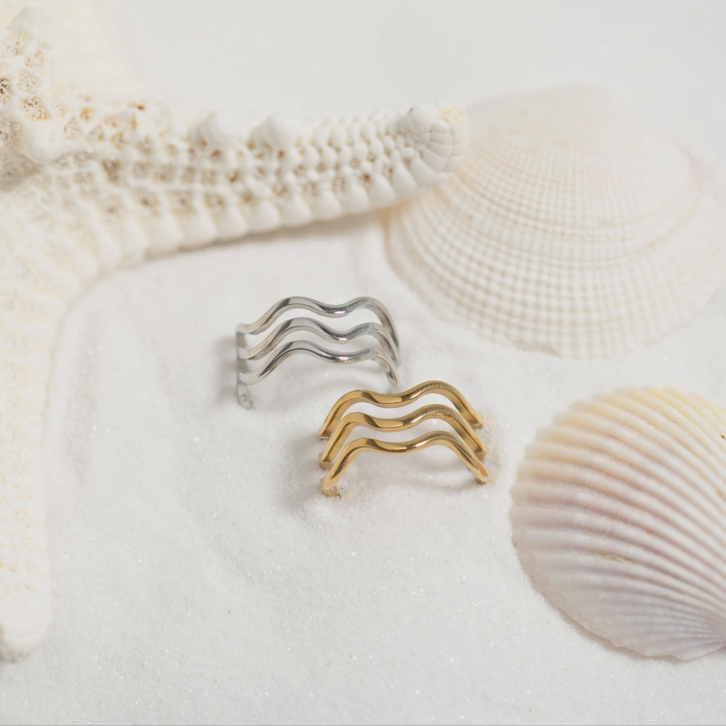 Triple Wave Geometric Ring