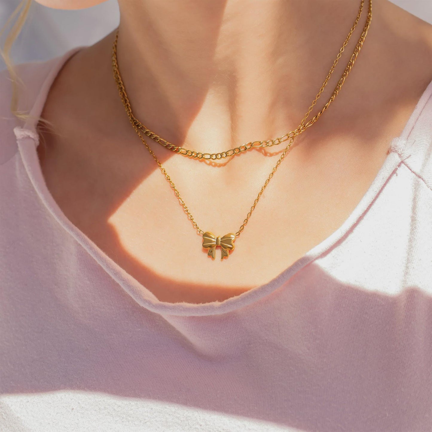 Dainty Bow Necklace