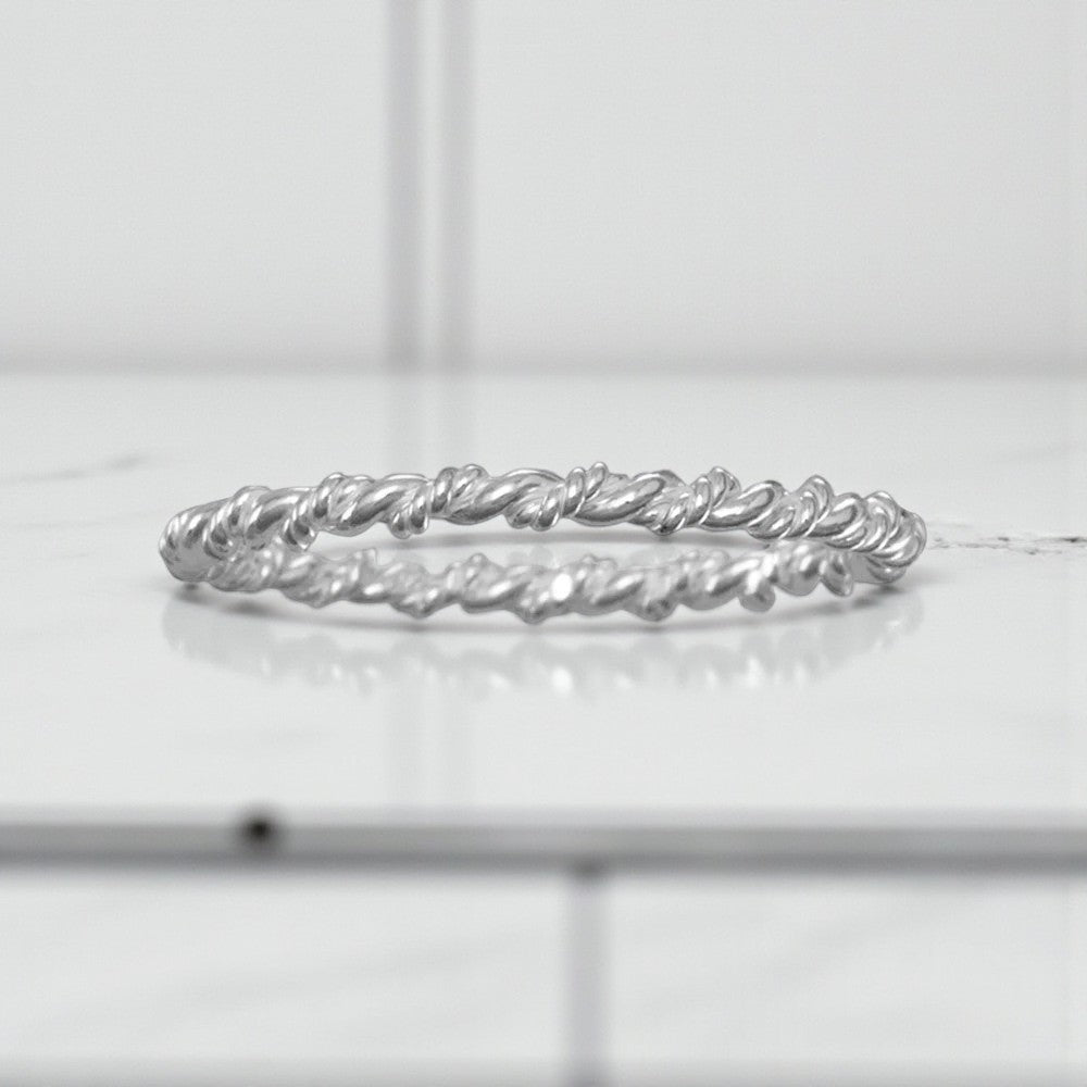 Thin Twisted Band Ring