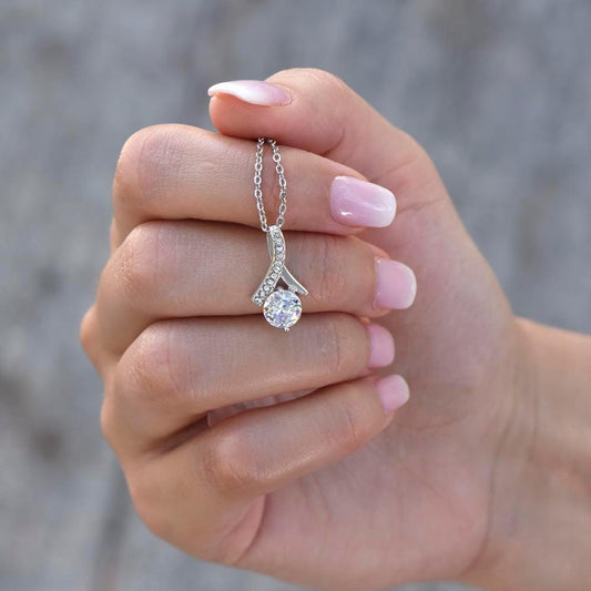 14K Gold Ribbon Necklace