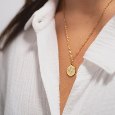 Bee Pendant Necklace Gold