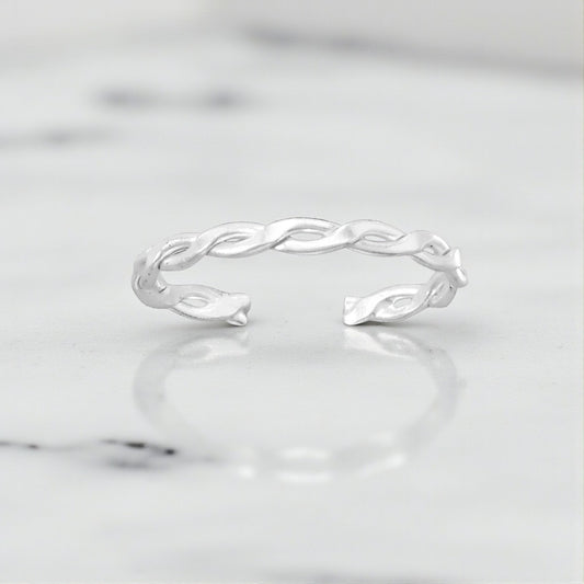 Double Twist Toe Ring
